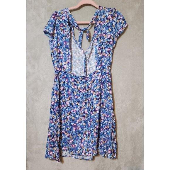Cupshe‎ Chic Floral V-Neck Mini Dress With Back Tie Short Sleeves Romantic 70  L - Picture 4 of 9